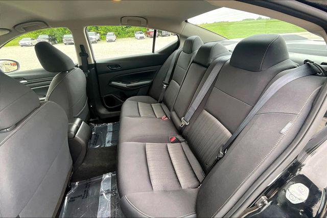 2024 Nissan Altima SV FWD