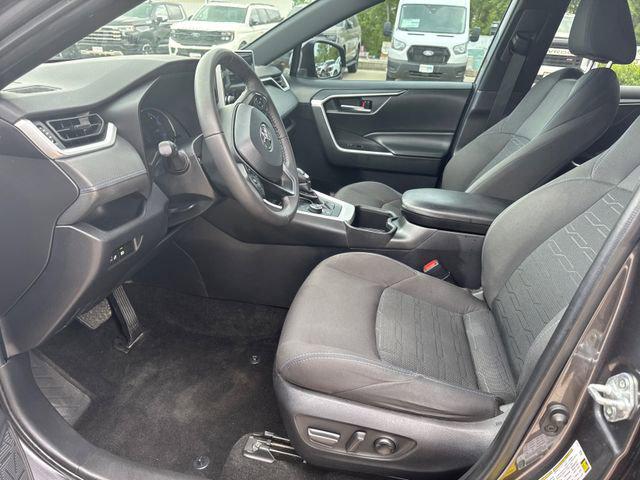 2024 Toyota RAV4 Hybrid SE