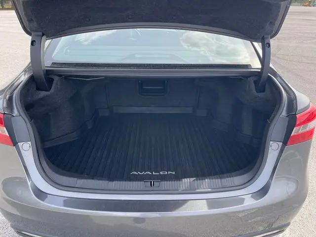 2018 Toyota Avalon Limited