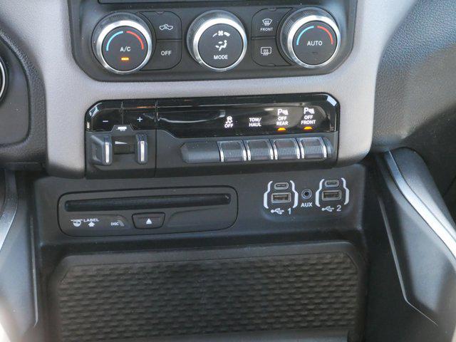 2019 Ram 1500 Big Horn/Lone Star Crew Cab 4x4 5'7" Box