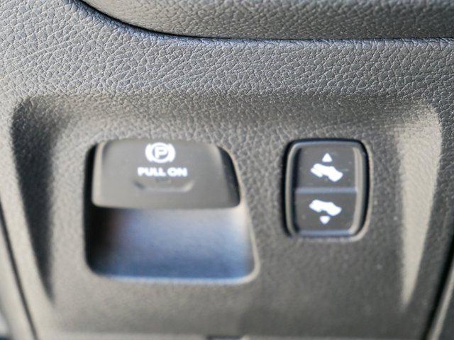 2019 Ram 1500 Big Horn/Lone Star Crew Cab 4x4 5'7" Box