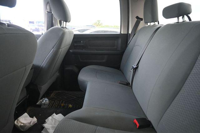 2018 Ram 1500 Express Crew Cab 4x4 5'7" Box