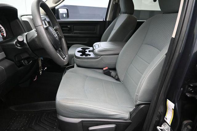 2018 Ram 1500 Express Crew Cab 4x4 5'7" Box