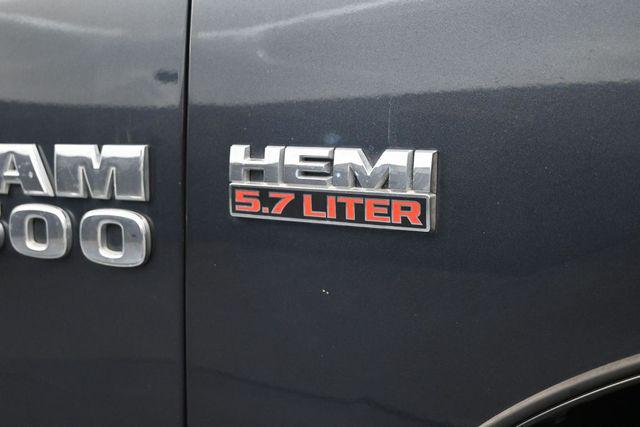 2018 Ram 1500 Express Crew Cab 4x4 5'7" Box