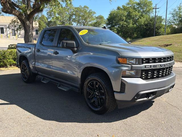 2022 Chevrolet Silverado 1500 4WD Crew Cab Short Bed Custom