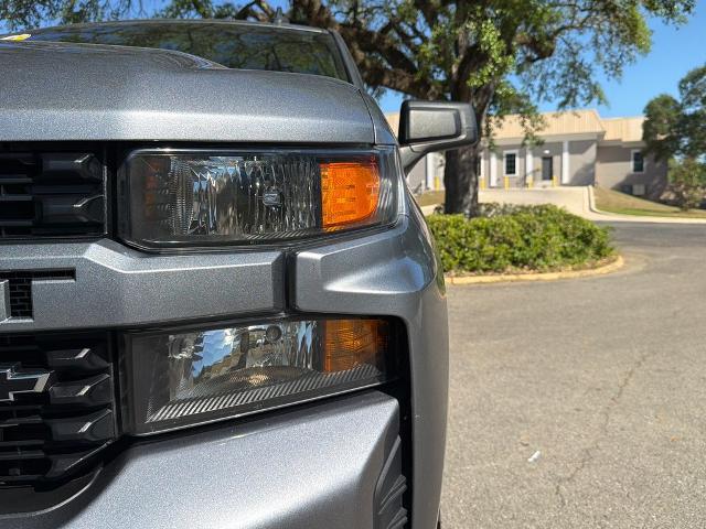 2022 Chevrolet Silverado 1500 4WD Crew Cab Short Bed Custom
