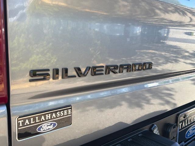 2022 Chevrolet Silverado 1500 4WD Crew Cab Short Bed Custom