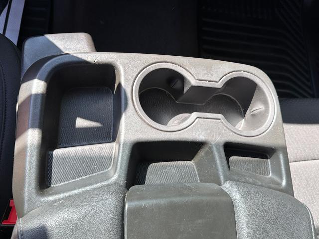 2022 Chevrolet Silverado 1500 4WD Crew Cab Short Bed Custom