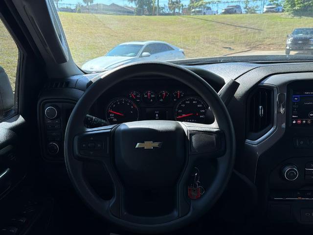 2022 Chevrolet Silverado 1500 4WD Crew Cab Short Bed Custom