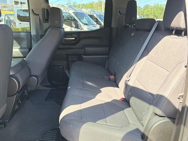 2022 Chevrolet Silverado 1500 4WD Crew Cab Short Bed Custom