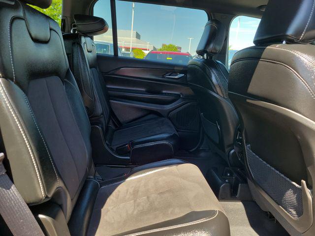 2024 Jeep Grand Cherokee L Altitude X 4x4