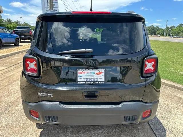 2022 Jeep Renegade Altitude 4x4