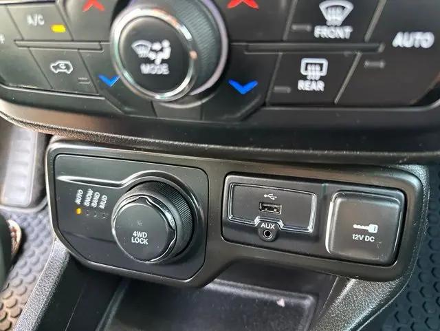 2022 Jeep Renegade Altitude 4x4