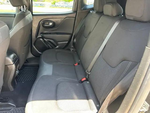 2022 Jeep Renegade Altitude 4x4