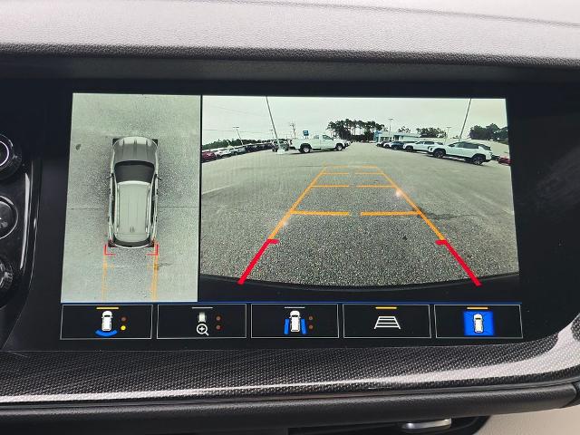 2022 Buick Envision FWD Essence