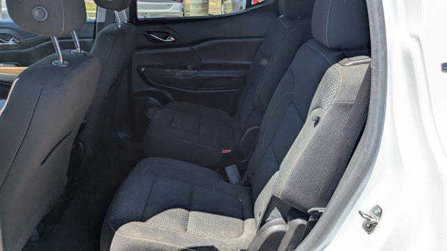 2023 GMC Acadia FWD SLE