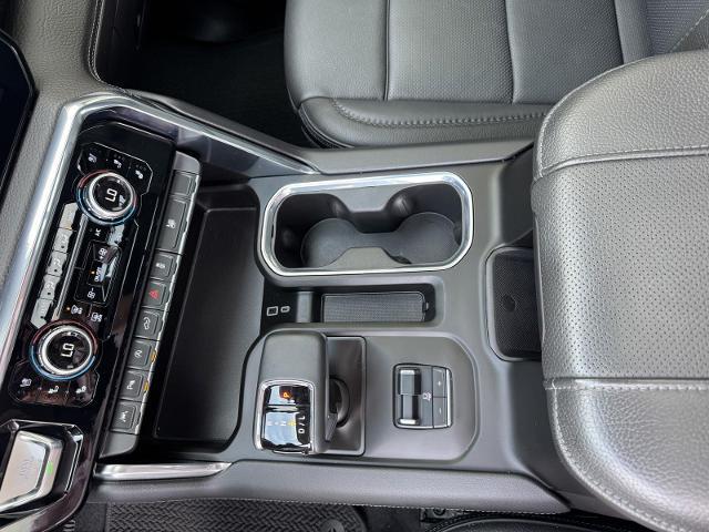 2024 GMC Sierra 1500 2WD Crew Cab Short Box Denali