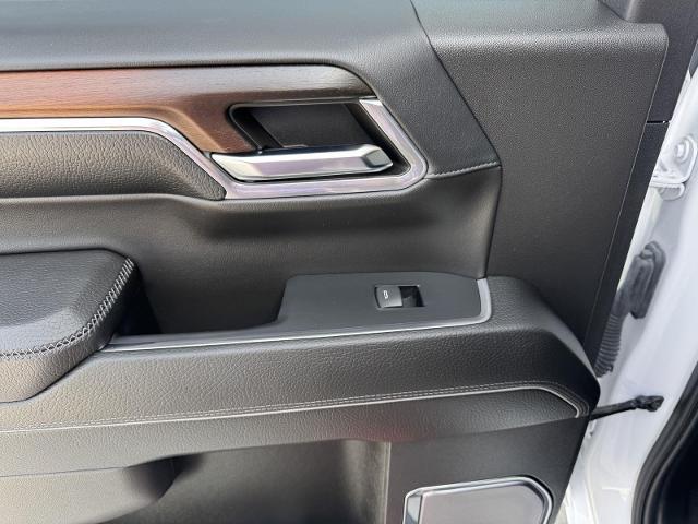 2024 GMC Sierra 1500 2WD Crew Cab Short Box Denali