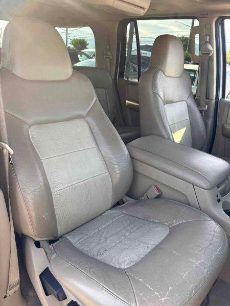 2004 Ford Expedition Eddie Bauer