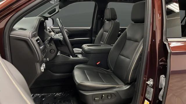 2022 GMC Yukon XL 4WD SLT