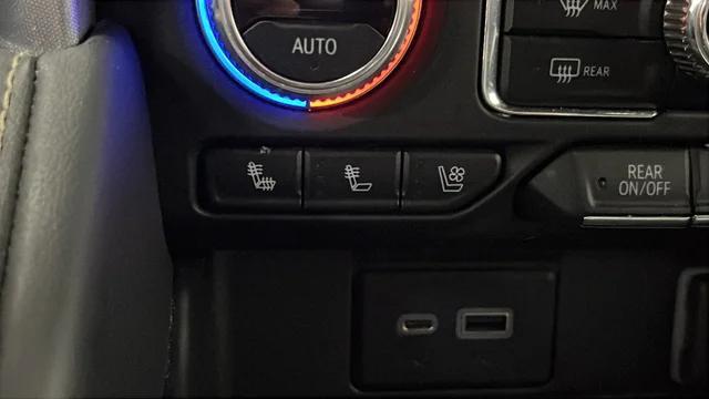 2022 GMC Yukon XL 4WD SLT