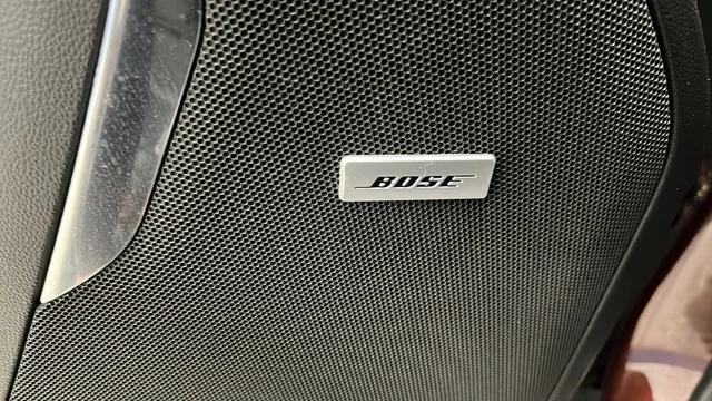 2022 GMC Yukon XL 4WD SLT