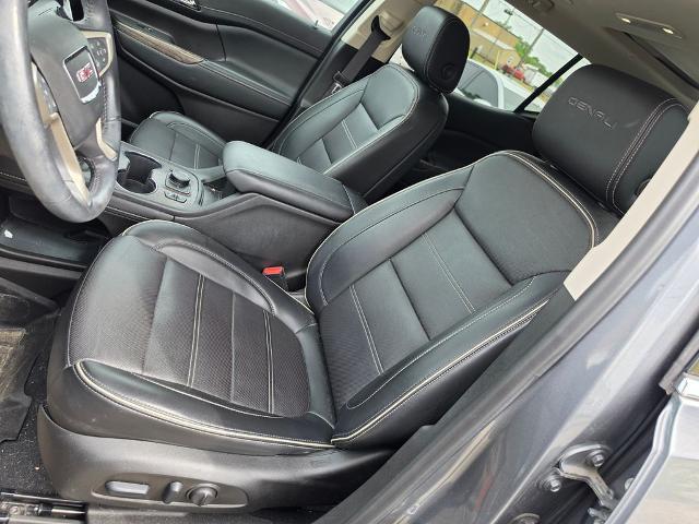 2022 GMC Acadia AWD Denali