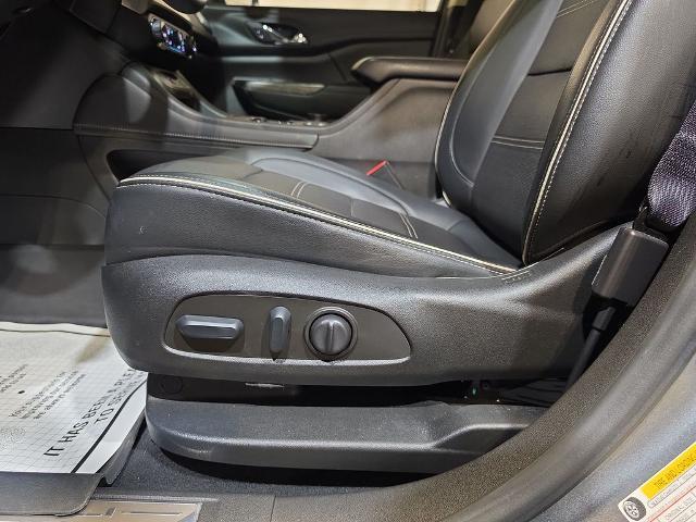 2022 GMC Acadia AWD Denali