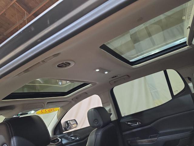 2022 GMC Acadia AWD Denali