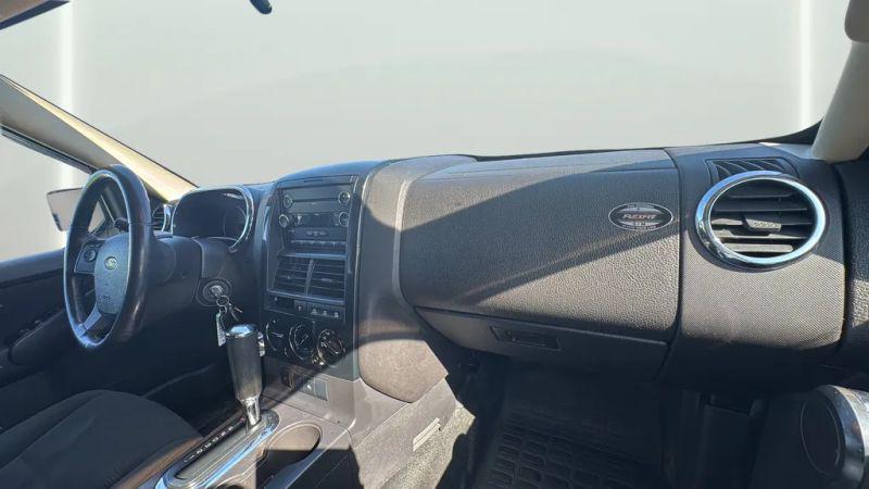 2010 Ford Explorer Sport Trac XLT