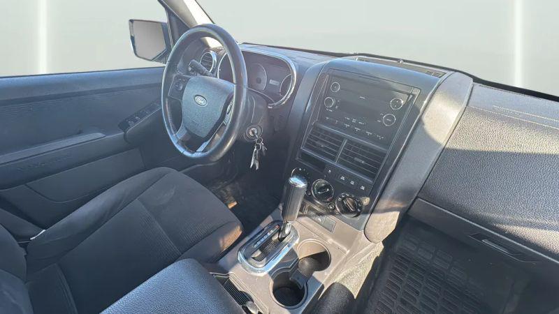 2010 Ford Explorer Sport Trac XLT