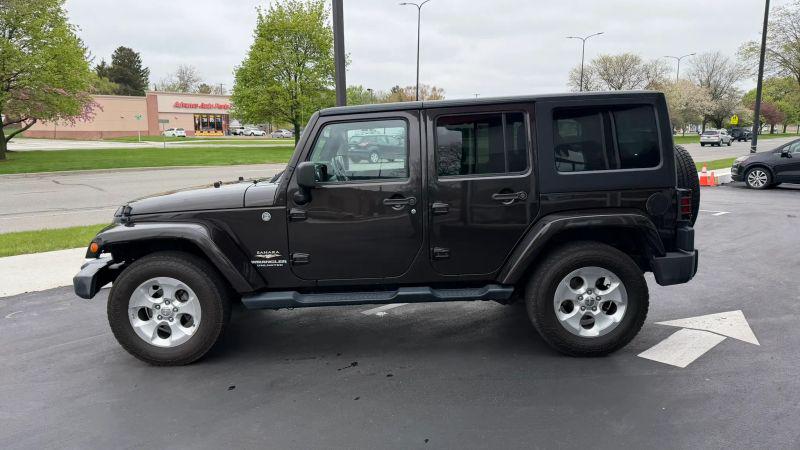 2013 Jeep Wrangler Unlimited Sahara
