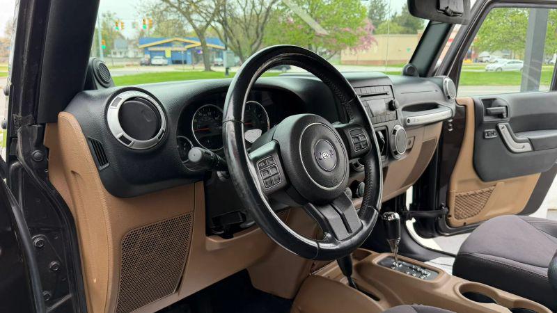2013 Jeep Wrangler Unlimited Sahara