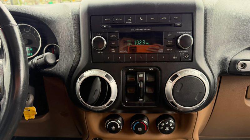 2013 Jeep Wrangler Unlimited Sahara