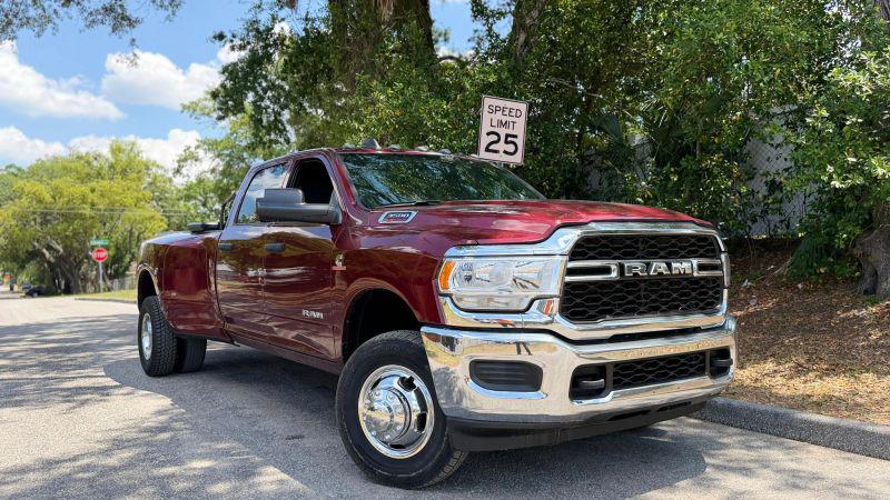 2022 Ram 3500 Tradesman Crew Cab 4x4 8' Box for sale in Tampa, FL