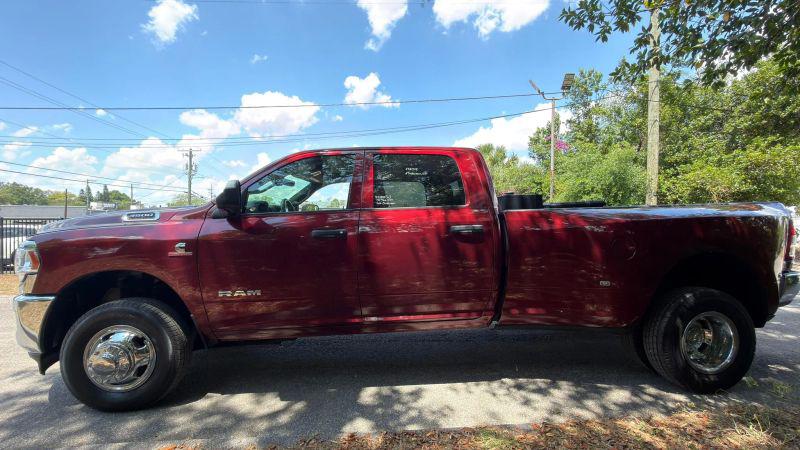 2022 Ram 3500 Tradesman Crew Cab 4x4 8' Box