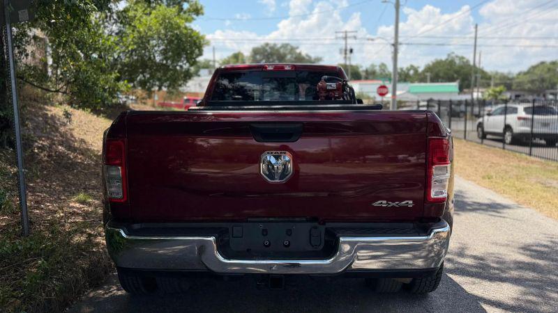 2022 Ram 3500 Tradesman Crew Cab 4x4 8' Box
