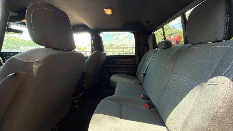 2022 Ram 3500 Tradesman Crew Cab 4x4 8' Box