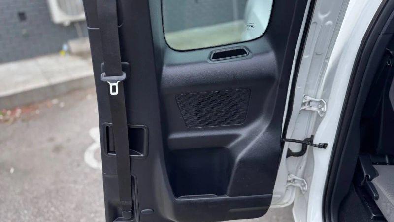 2017 Toyota Tacoma SR
