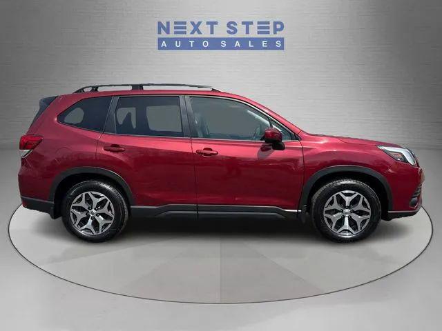 2024 Subaru Forester Premium