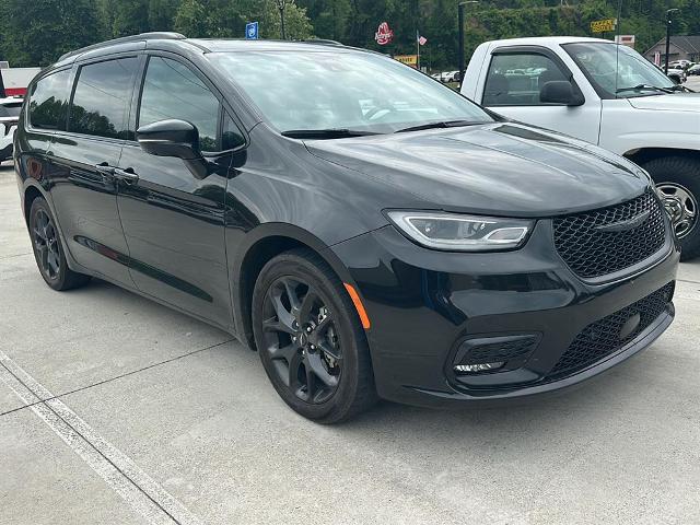 2022 Chrysler Pacifica Limited for sale in Clayton, GA