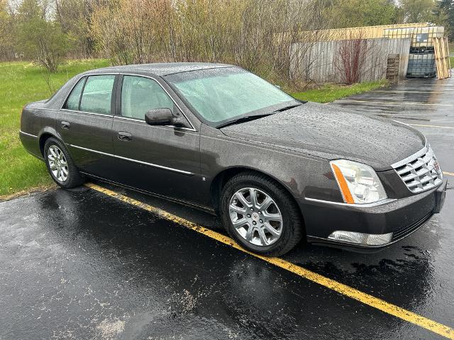 2008 Cadillac DTS 1SC for sale in Saukville, WI