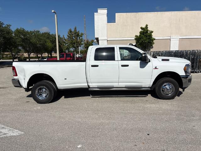 2024 Ram 3500 Tradesman Crew Cab 4x4 8' Box