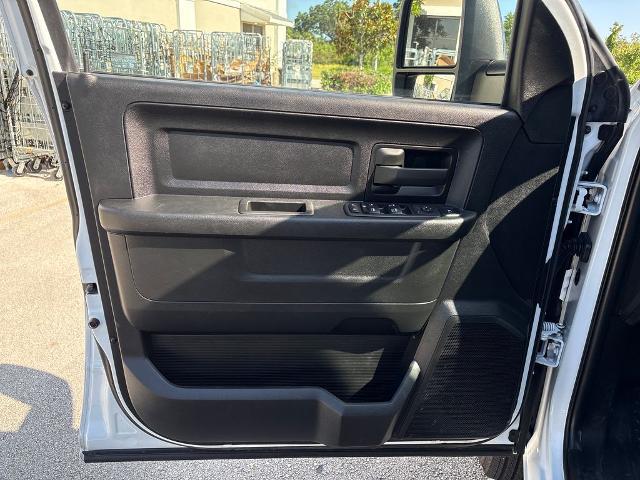 2024 Ram 3500 Tradesman Crew Cab 4x4 8' Box