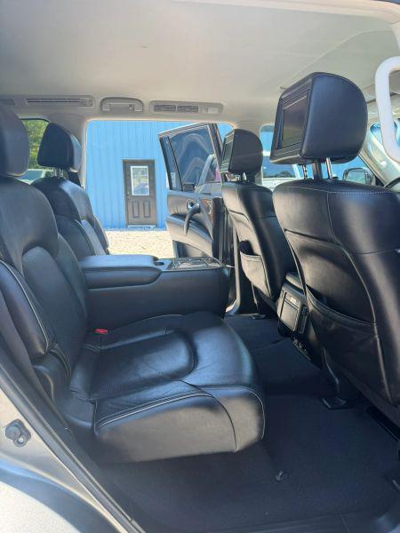 2017 INFINITI QX80 Base