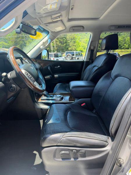 2017 INFINITI QX80 Base