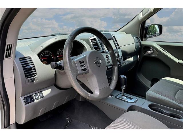 2021 Nissan Frontier Crew Cab SV 4x4