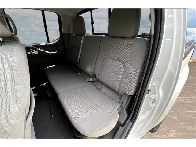 2021 Nissan Frontier Crew Cab SV 4x4