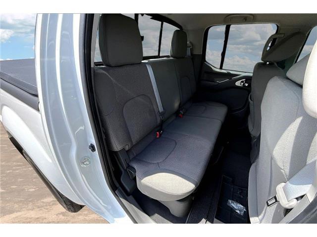 2021 Nissan Frontier Crew Cab SV 4x4