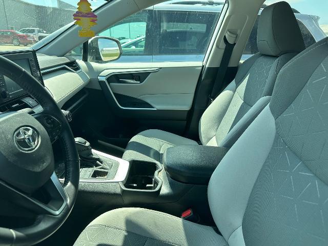 2023 Toyota RAV4 Hybrid XLE
